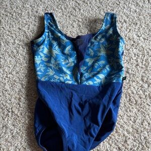 Luckyleo Blueberry Print navy base v neck dip leotard